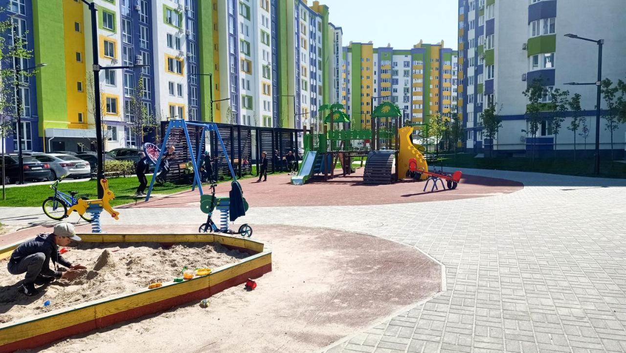 0157 Сучасні Нові Апартаменти Жк Щасливий キエフ エクステリア 写真
